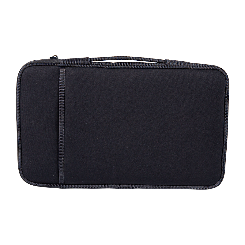 แขนเสื้อแล็ปท็อปสีดำ